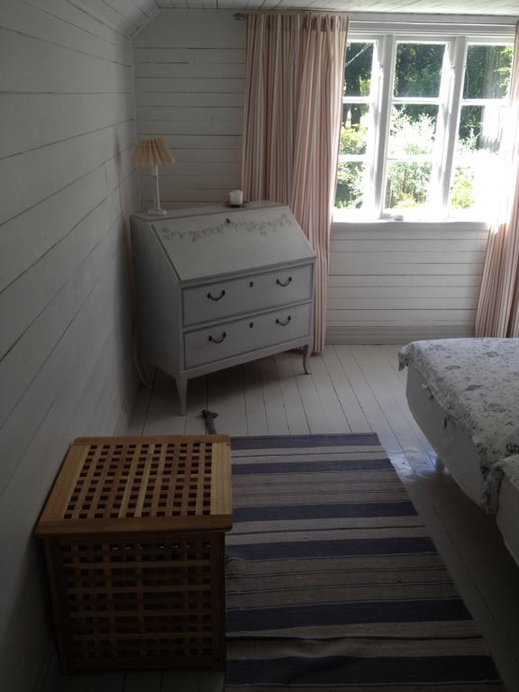 Saebyholms Gard Acomodação com café da manhã Laholm Quarto foto